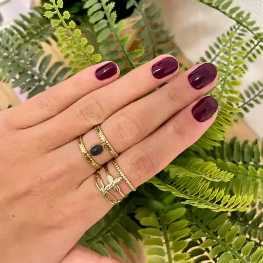 Ongles Semi-Permanent Mains - 33€
